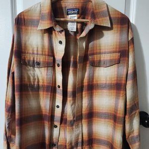 Patagonia button down mens